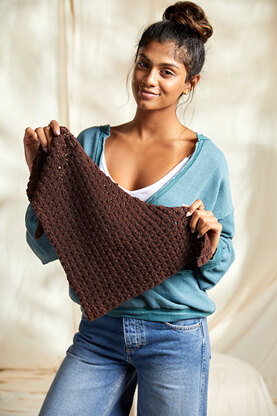 Espresso Bandana in Universal Yarn Bamboo Pop - 2696 - Downloadable PDF