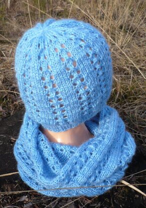 Emnilda Hat and Cowl