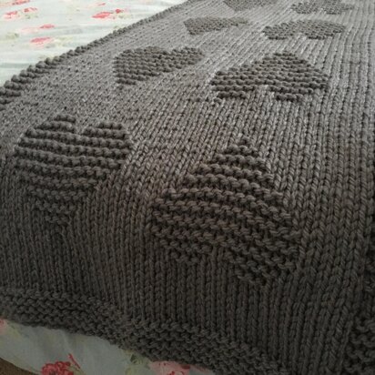 Heart Bed Runner Blanket