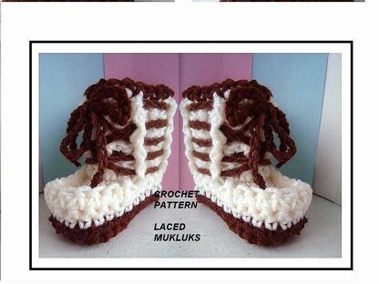 644, LACED MUKLUK BOOTIES OR SLIPPERS