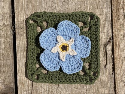 Forget me not Granny Square