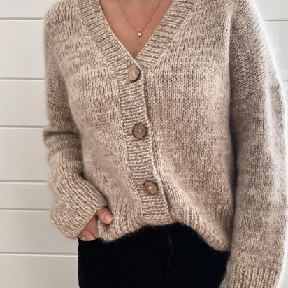 Home Cardigan - knitting pattern