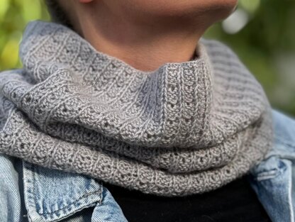 Whisper Lace Cowl