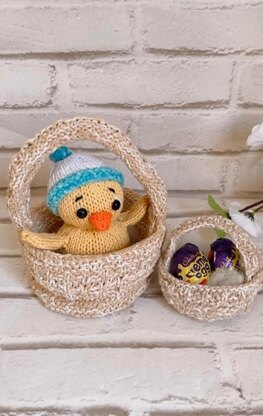 Easter Baskets and Baby Chick Knitting Pattern