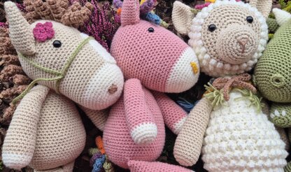 Fantasy Forest and Domestic Animals Deer Dragon Horse Llama Unicorn Crochet Amigurumi Dolls Plushie