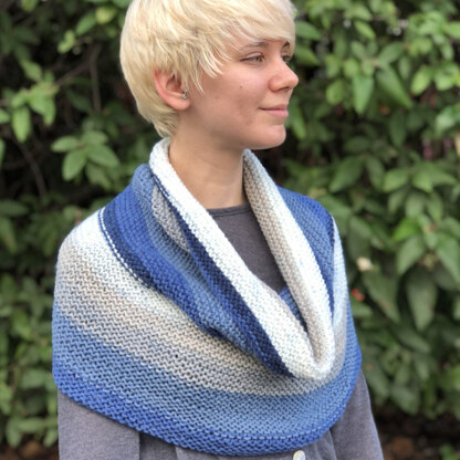 Big Garter Cowl in Plymouth Yarn Hot Cakes - F834 - Downloadable PDF