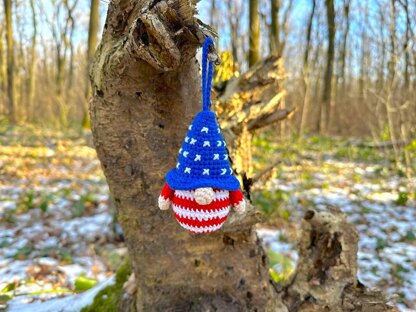 USA Patriotic American Gnome - keychain