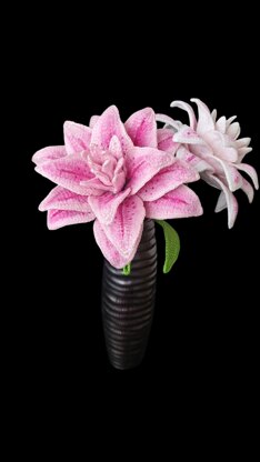 Crochet Rose Lily flowers