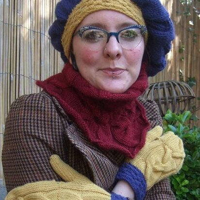 Winter Warmers Collection (beret, cowl & mittens)