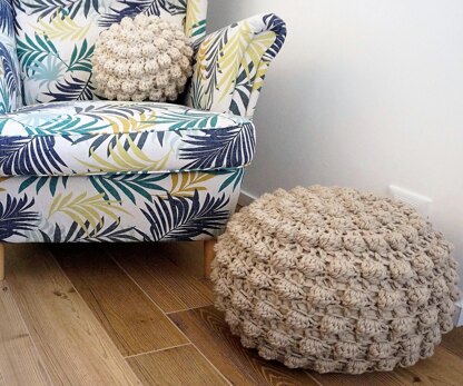 Magic Bobbles Pouf