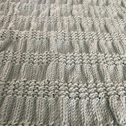 Riffle Ruffle Baby Blanket