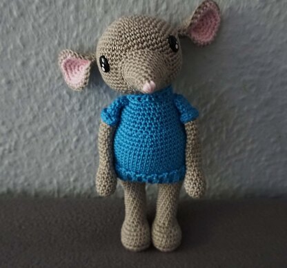 Crochet Pattern for the Mouse Mauzi!