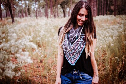 Prism Triangle Cowl