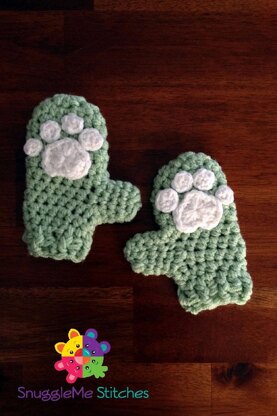 Un'bear'ably Cute Mittens