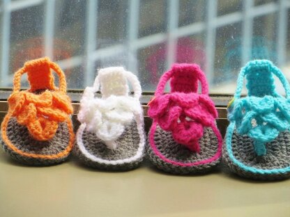 Crocodile Stitch Baby Sandals