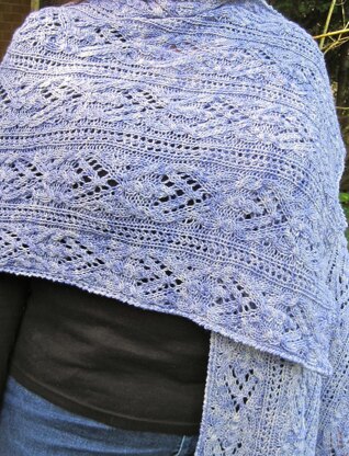 Leith Cable Lace Shawl