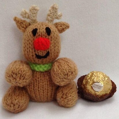 Rudolph the Reindeer Ferrero Choc Cover - knitting pattern