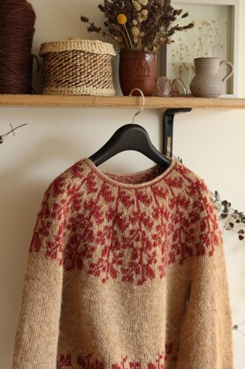 Between petals pullover