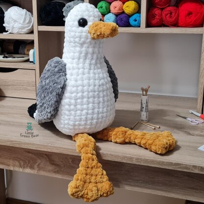 Sidney the Seagull - UK Terminology - Amigurumi