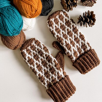 Modish Mosaic Mittens