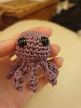 Small crochet octopus