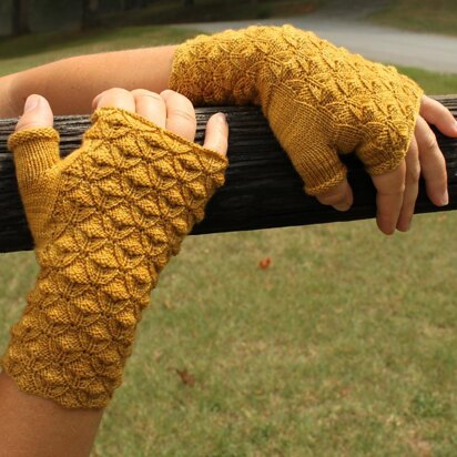 Golden Rod Reversible Fingerless Gloves - knitting pattern