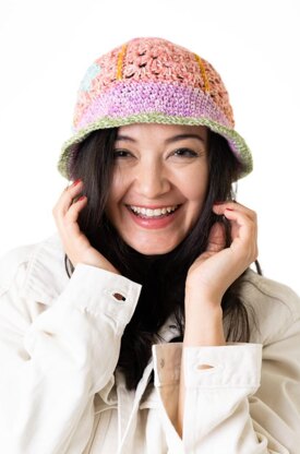 Granny Squares Hat in Lion Brand Mandala Ombre - M23053 MDO - Downloadable PDF