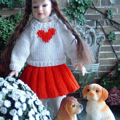 1:12th scale Girls heart jumper & skirt