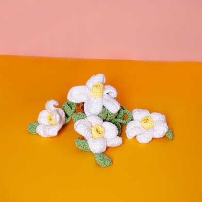 .Daffodil Basket Car Hanging