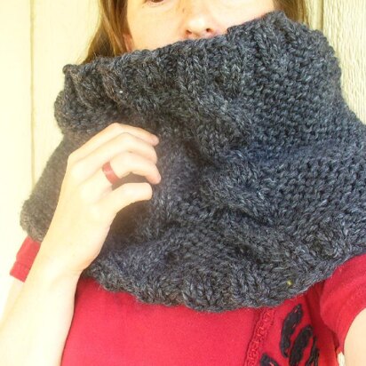 Karenina cowl