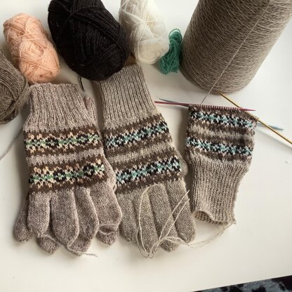 Granny Lerwick Gloves