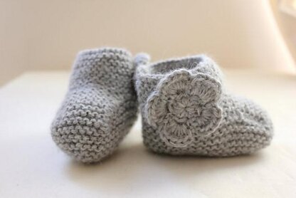 Southerton Snuggles Baby Booties Knitting Pattern