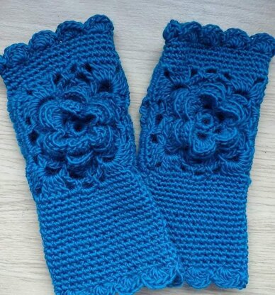 Rose Wrist Warmers