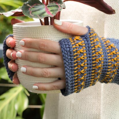 Jindabyne Fingerless Mittens