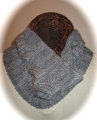 Reversible Cable Cowl in Two Lengths