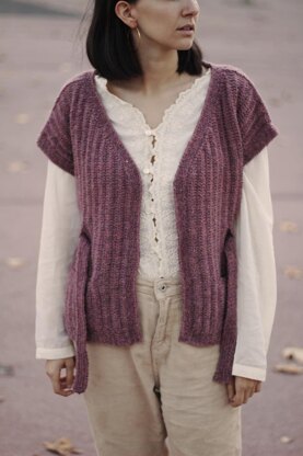 Pitcairn Vest