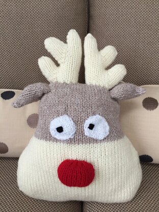 Reindeer cushion