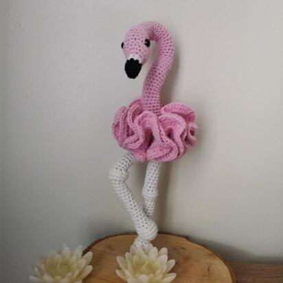 Florrie the Flamingo amigurumi