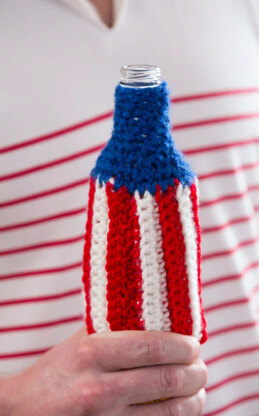 Patriotic Stripes Bottle Cozy in Red Heart Super Saver Economy Solids - LW4746 - Downloadable PDF