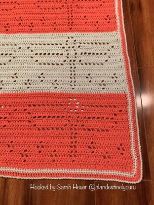 Dancing Dragon Flies Blanket