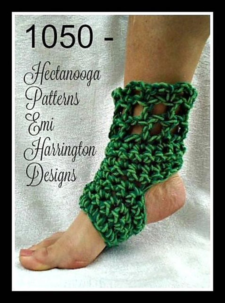 1050 - YOGA SOCKS Crochet pattern by Emi Harrington
