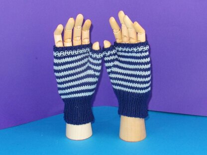 Easy Stripe Fingerless Gloves
