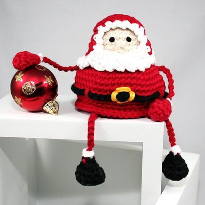 Santa - Shelf Sitter - Amigurumi