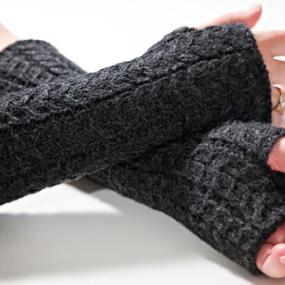 Cabled Fingerless Gloves