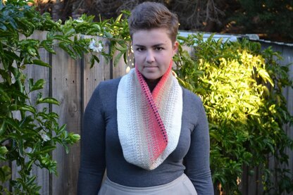 Lowri Cowl