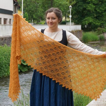 Wheat fields shawl