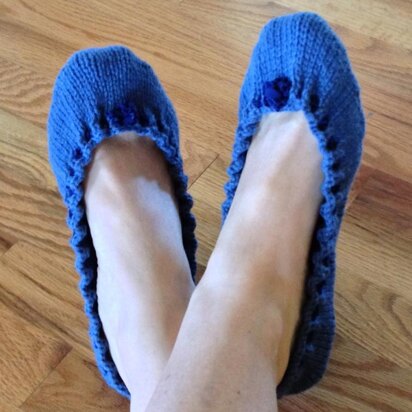 Softknit Slippers - knitting pattern