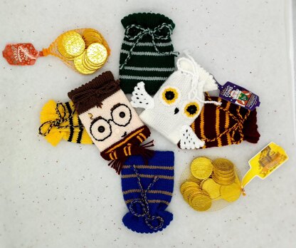 Harry Potter PDF Wizard knitting pattern Chocolate Coin Bag EASY Snowy Owl House Colours Jewellery Potion Pouch