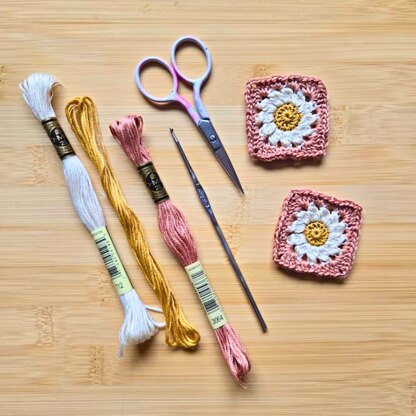 Daisy Curtain Ties