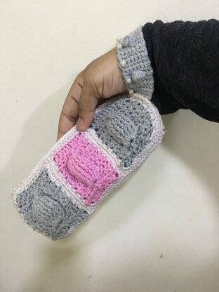 Balloon Stitch Wristlet